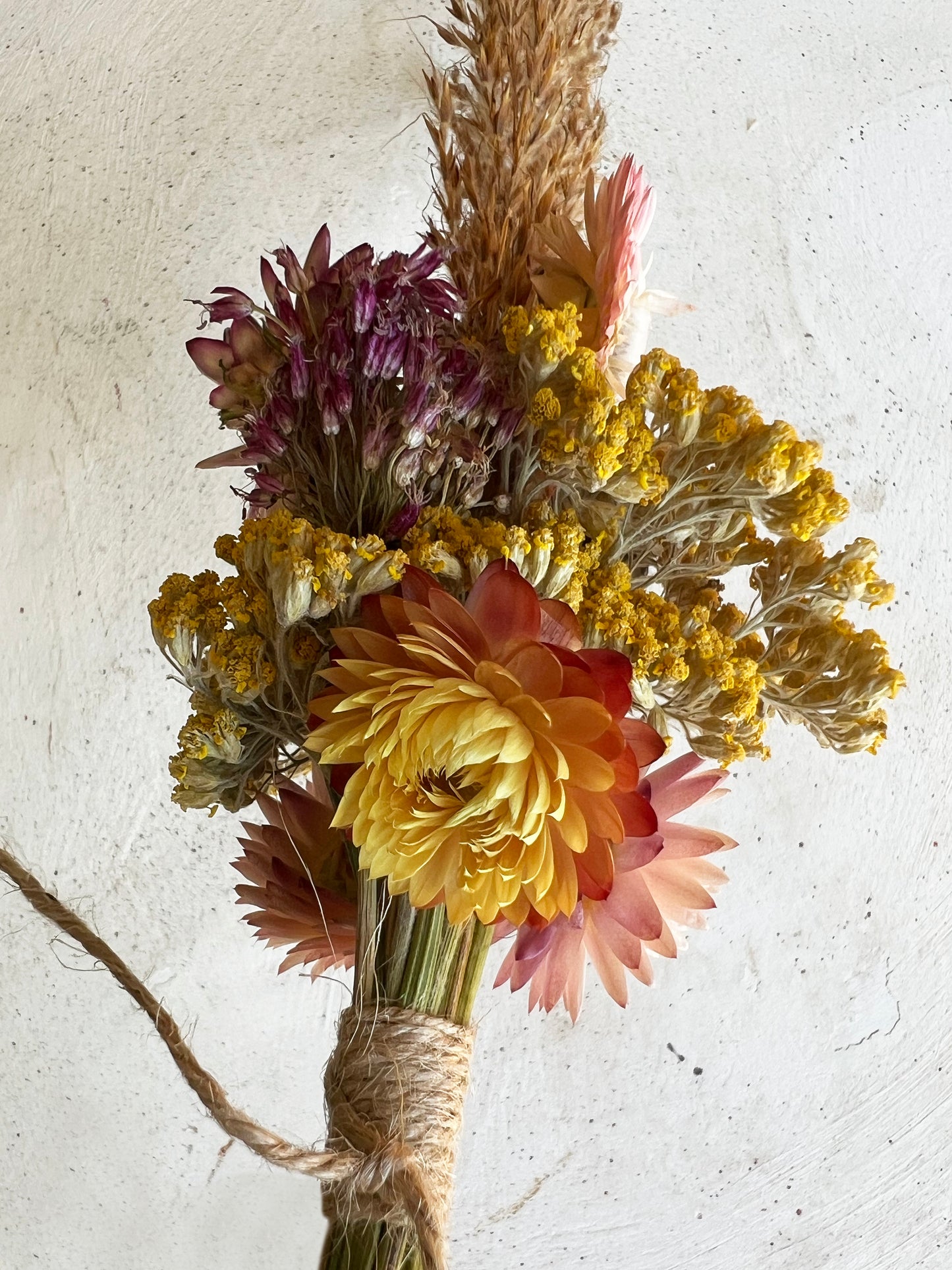 SIX- Mini Dried Botanical Bouquet