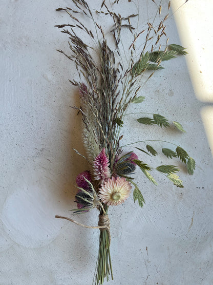 EIGHT- Mini Dried Botanical Bouquet