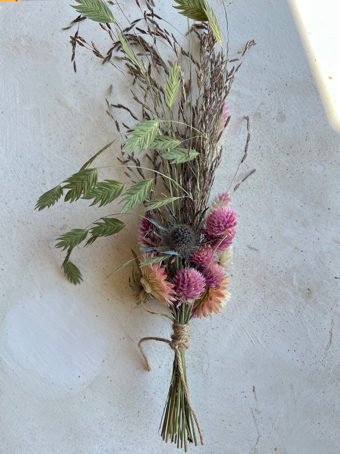 EIGHT- Mini Dried Botanical Bouquet