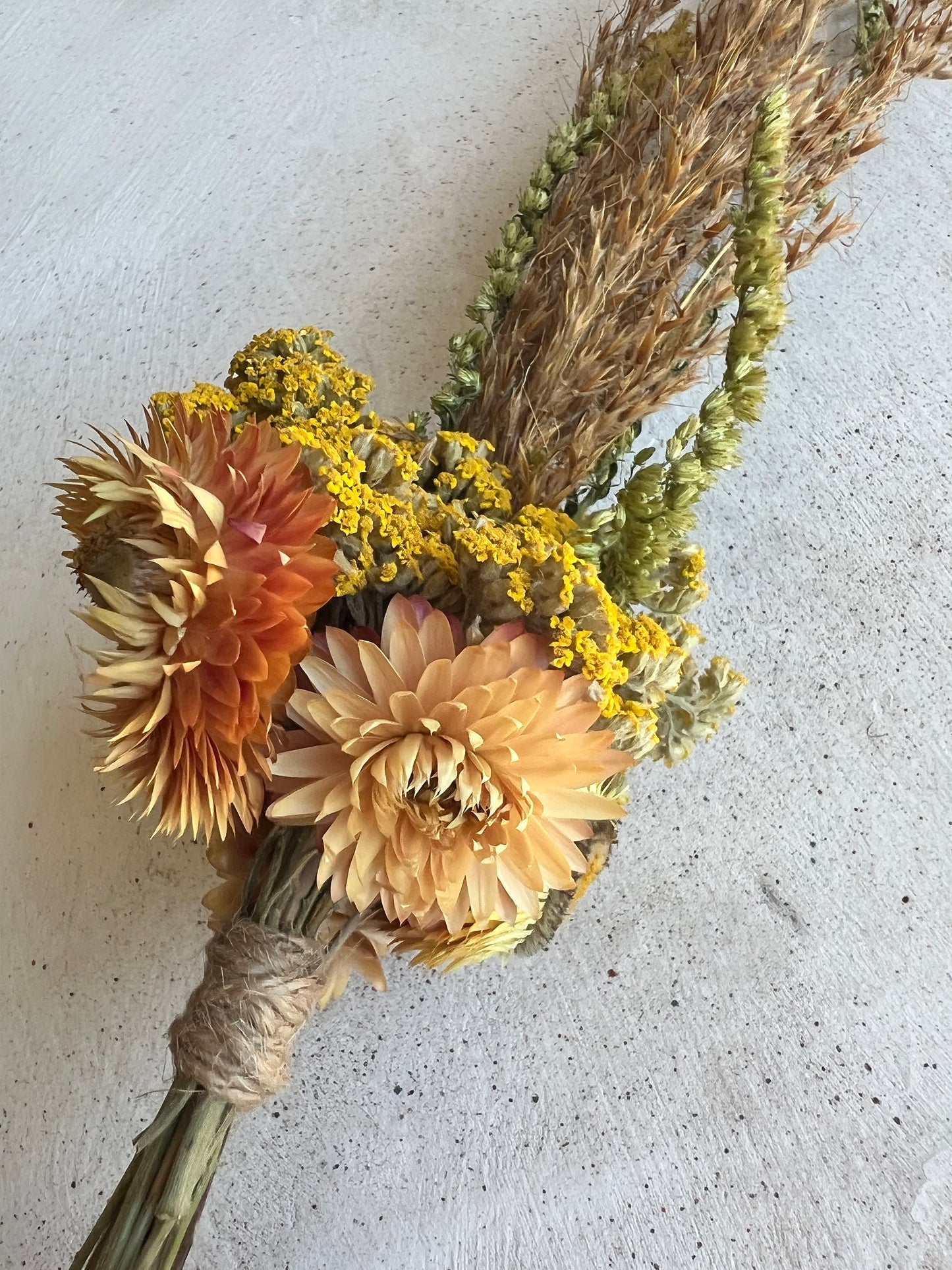 FOUR - Mini Dried Botanical Bouquet