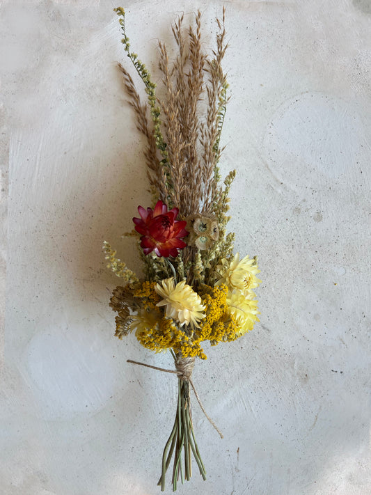 ONE - Mini Dried Botanical Bouquet