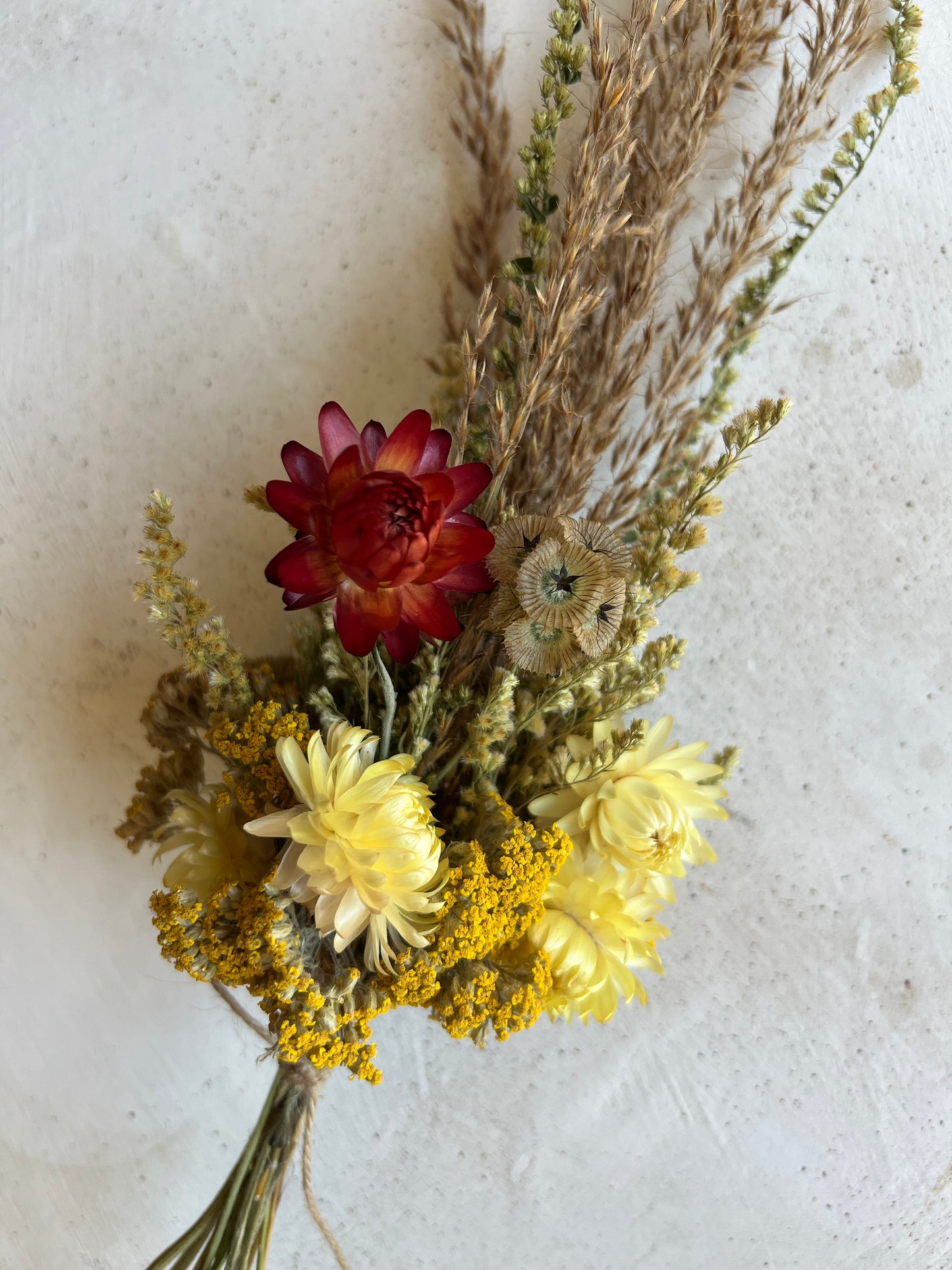ONE - Mini Dried Botanical Bouquet