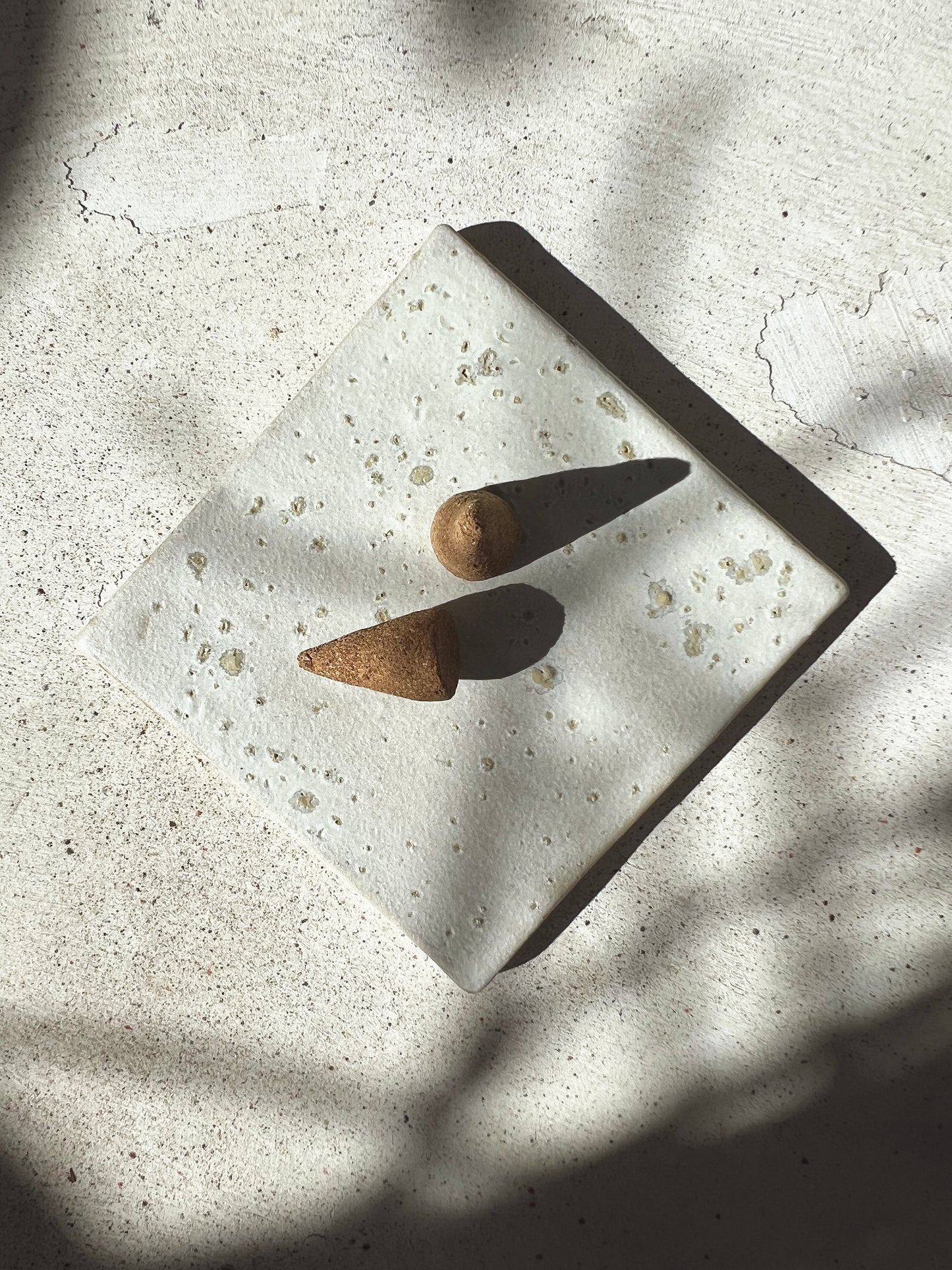 SEA SALT SMUDGE TILE